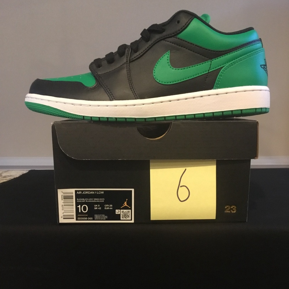 Jordan 1 Low Lucky Green Men’s size 10!!!  One pair left!